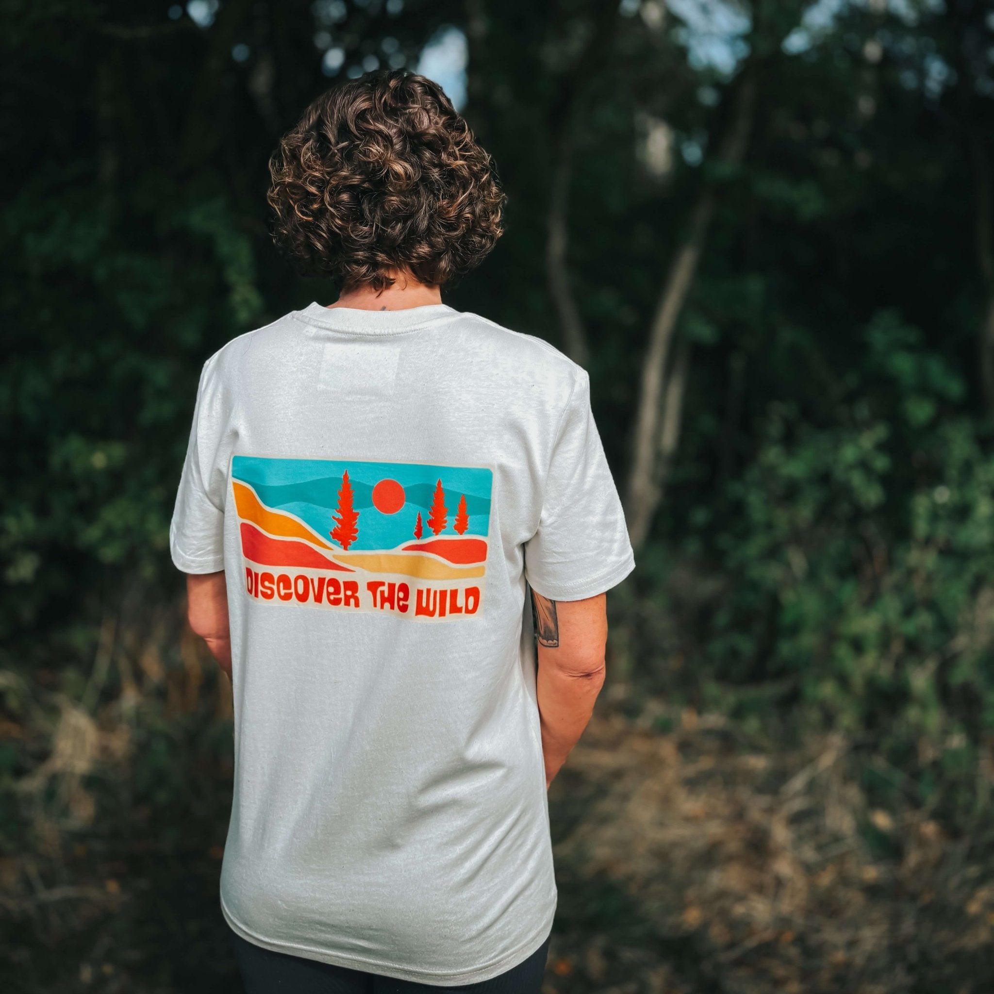 "Discover the Wild" Organic Tee - Lynch & Loose Clothing